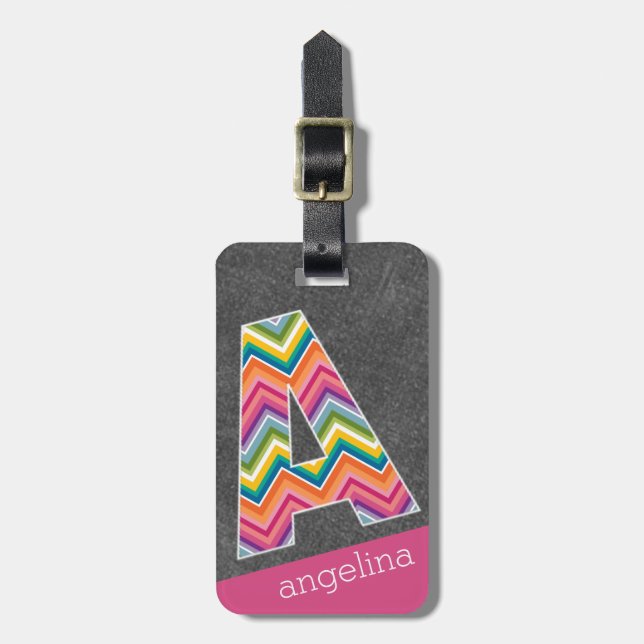 Chalkboard Monogram Brev A med Bright Chevrons Bagagebricka (Vertikal Framsida)