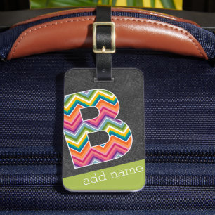 Chalkboard Monogram Brev B med Bright Chevrons Bagagebricka