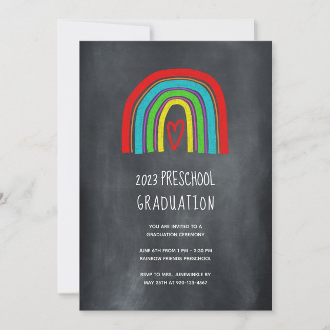 Chalkboard Rainbow Preschool Studenten Inbjudningar (Framsida)
