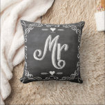 Chalkboard Vintage Modern Groom Pillow Kudde<br><div class="desc">Chalkboard Vintage Modern Mr. och Chalkboard Wedations Sweet and sassy chalkboard bröllop Chalkboard Modern Vintage Typography Invations Sweet and sassy chalkboard bröllop Bröllopsfest T-shirts</div>