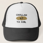 Challah vid Ya Girl Keps<br><div class="desc">"Challah på Ya Girl" och gör en perfekt Hanukkah eller en Bat mitzvah gåva!</div>