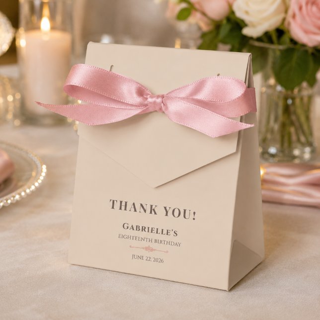 Champagne Beige Debut Förmånslåda Presentaskar (Soft champagne and blush pink favor box designed to thank guests in style.)