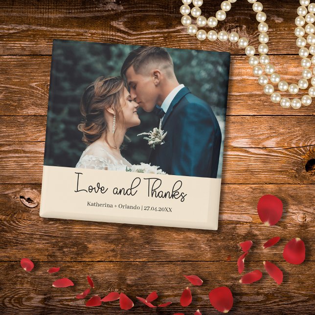 Champagne Elegant Wedding Love and Thanks Photo Magnet (Skapare uppladdad)