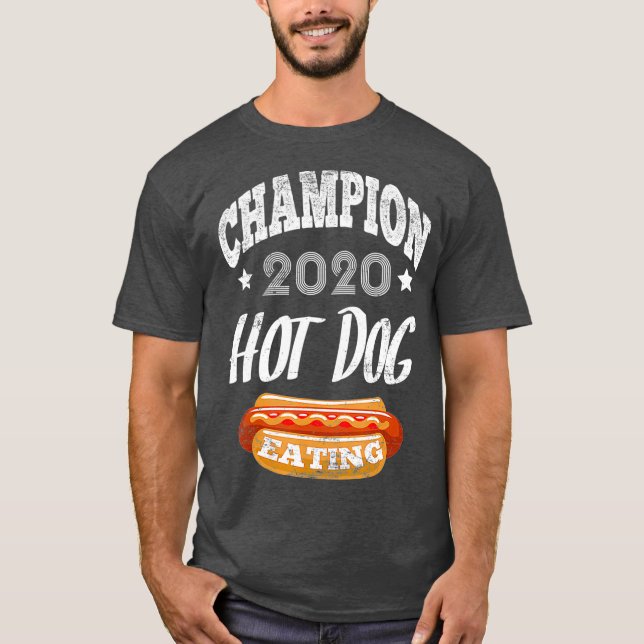 champion 2020-Hettens hund äter en rolig gåva till T Shirt (Framsida)