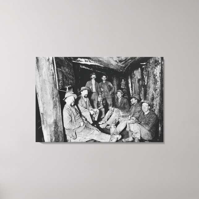 Chance Mine under lunch Coeur d'Alene Canvastryck (Framsida)