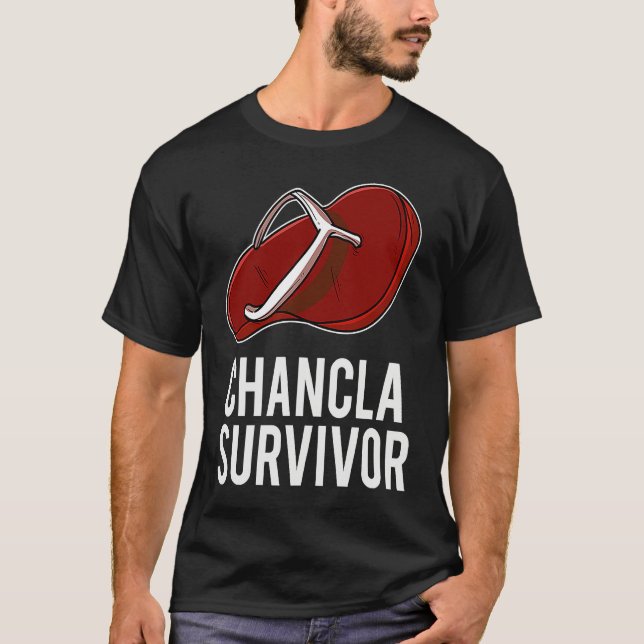 Chancla Survivor  Spanish Latin Sarcastic Joke T Shirt (Framsida)