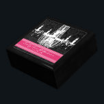 Chandelier Fuchsia Black White Damask-årsdag Smyckeskrin<br><div class="desc">Anpassningsbar Designer-Smyckeskrin för bröllop Black Lacquer Personlig Designer eller Elegant för minneslåda Unik julklapp eller Valentines day-gåvor på årsdagen för Bröllop</div>