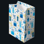 Chanukah Presenter Gifts w/Bows White<br><div class="desc">Skapa en underbar Chanukah-gåva med den här presentväskan och matchande vävnadspapper.</div>