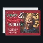 Chaos och jul Cheer Funny Julkort<br><div class="desc">Det här roliga jokertecknet har en festlig utformning med traditionell röd och grönt färg. Anpassa enkelt korten med hjälp av anpassningsfunktionen.</div>