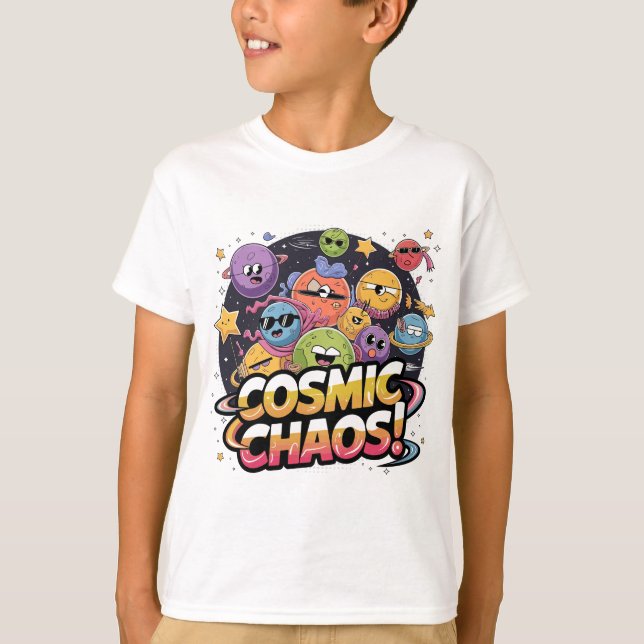 Chaotic Cartoonish Galaxy med Whimsical Character T Shirt (Framsida)