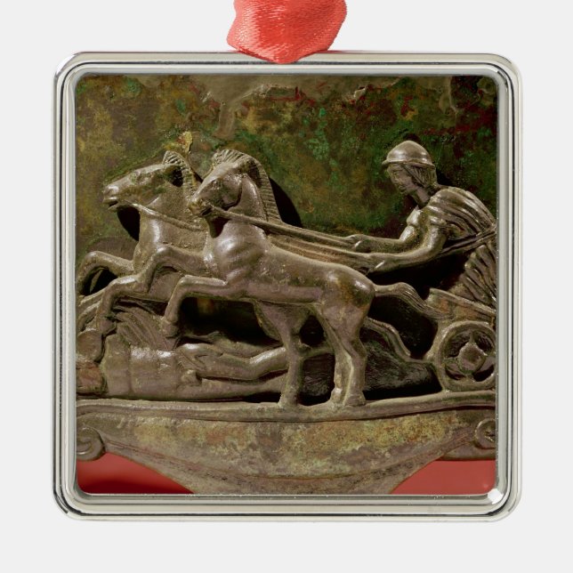 Charioteeren i hans triumfvagn, specificerar från julgransprydnad metall (Framsidan)