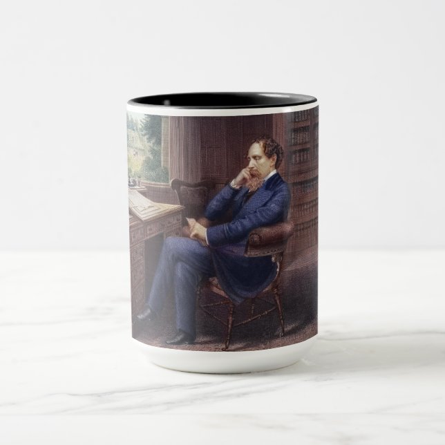Charles Dickens i hans studie Mugg (Center)