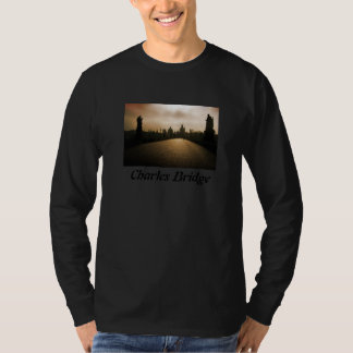 Charles överbryggar den Prague långärmadskjortan Tee Shirt