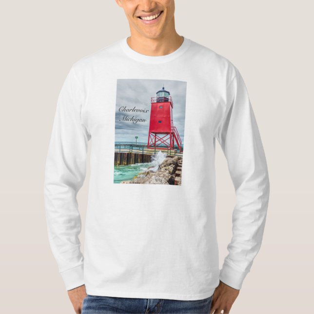 Charlevoix South Pierhead Lighthouse T Shirt (Framsida)