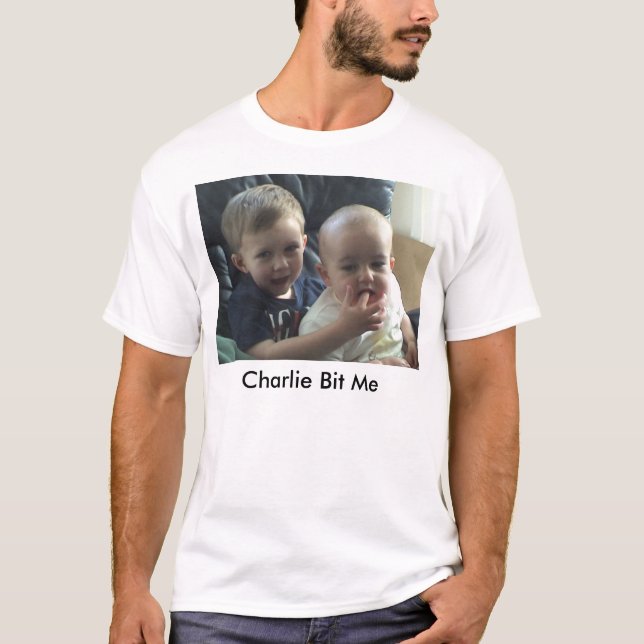 Charlie bet mig - för bita - som var grundläggande t shirt (Framsida)