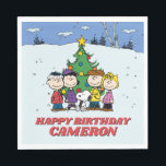 Charlie Brown och Friends Winter Birthday Pappersservett<br><div class="desc">Önskar den där födelsedagslungen i ditt liv en Grattis på födelsedagen med den här toppen söta peanuts-skylten med hela Peanuts-gänget! Anpassa genom att lägga till ditt namn.</div>
