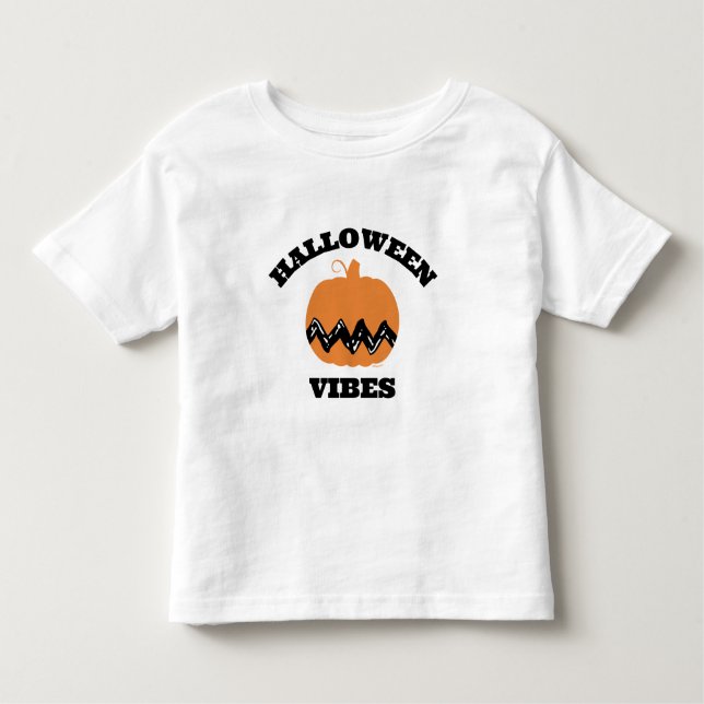 Charlie Brown Orange Pumpkin | Halloween Vibes T Shirt (Framsida)
