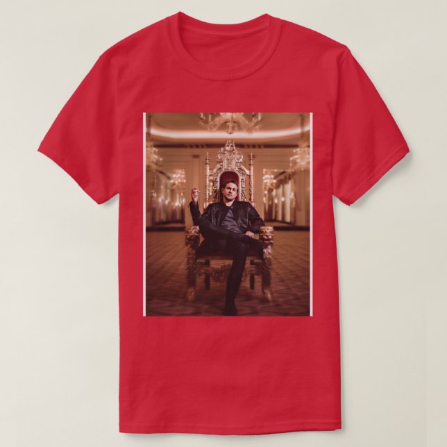 Charlie hunnam skådespelare t shirt (Design framsida)