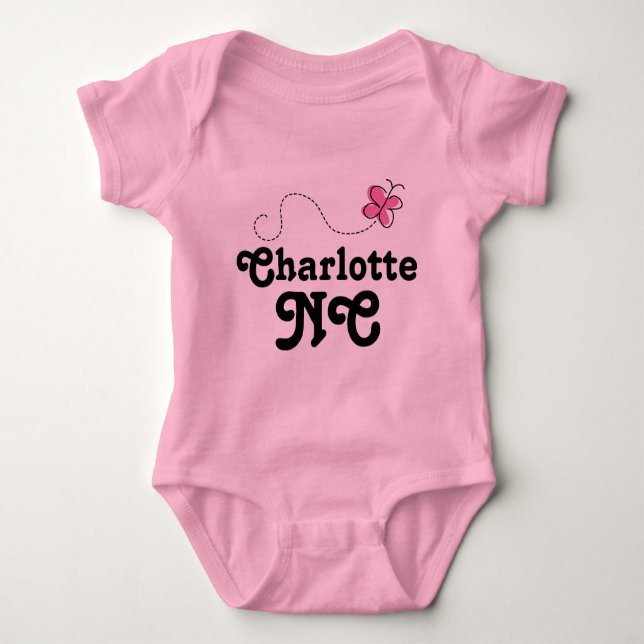 Charlotte North Carolina rosafjäril T Shirt (Framsida)