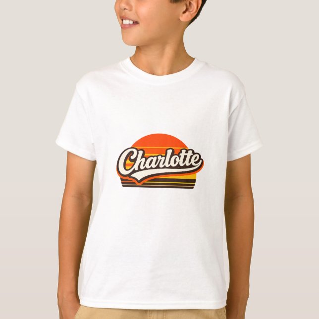 Charlotte Retro Sunset Personalized Name Design T Shirt (Framsida)