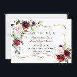 Charm Burgundy Blush Blommor Guld Ram Bröllop Spara Datumet<br><div class="desc">Elegant kortdesign med vattenfärg burgunderrosa blommor och gröna blad,  en falsk guldram,  blomsterdividerare,  på vit bakgrund. På baksidan samma blombuketter. Använd verktyget Anpassa för att lägga till din information,  ändra teckensnitt och färger. För matchande artiklar besök min Burgundy Blush Flowers Collection.</div>
