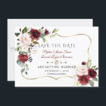 Charm Burgundy Blush Blommor Guld Ram Bröllop Spara Datumet<br><div class="desc">Elegant kortdesign med vattenfärg burgunderrosa blommor och gröna blad,  en falsk guldram,  blomsterdividerare,  på vit bakgrund. På baksidan samma blombuketter. Använd verktyget Anpassa för att lägga till din information,  ändra teckensnitt och färger. För matchande artiklar besök min Burgundy Blush Flowers Collection.</div>