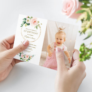 Charm Rosa White Blommigt Girl Photo 1st Birthday Inbjudningar