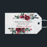 Charm Winter Burgundy Blommigt Gräs Ram Bröllop Presentetikett<br><div class="desc">Elegant, Burgundy, Vit Blommigt-kortdesign. Den har en fantastisk Burgundy, vit vattenfärgsfärgad blommigt, gräs ram, unika blommigt-pilar med hjärtan som delare. Använda Anpassa verktyg om du vill lägga till din information. Ändra ordalydelsen så att den stämmer överens med din händelse. Om du vill ha matchande objekt kan du besöka min Winter-Blommigt...</div>