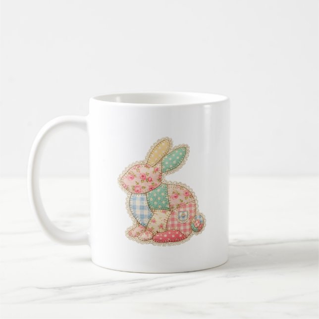 Charmig illustration av lapptäcke kanin kaffemugg (Vänster)
