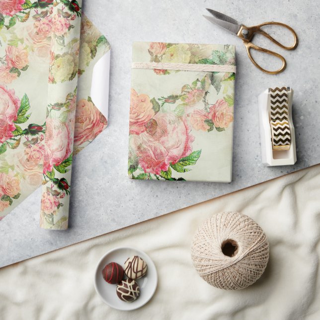 Charmig shabby chic rosa blomstermönster i rosor k presentpapper (Hantverk)