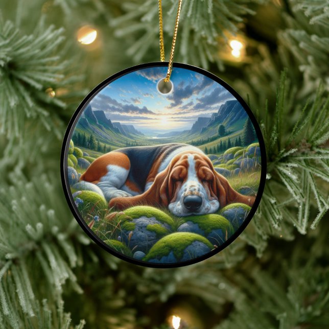 Charming Basset Hound Scene Julgransprydnad Keramik (Skapare uppladdad)