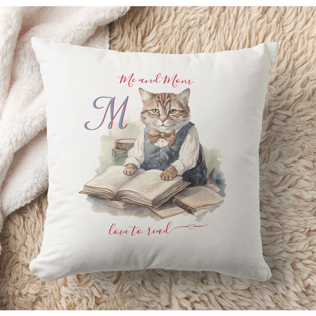 Charming Cats Mamma Monogram Kärlek to Read Kudde (Skapare uppladdad)
