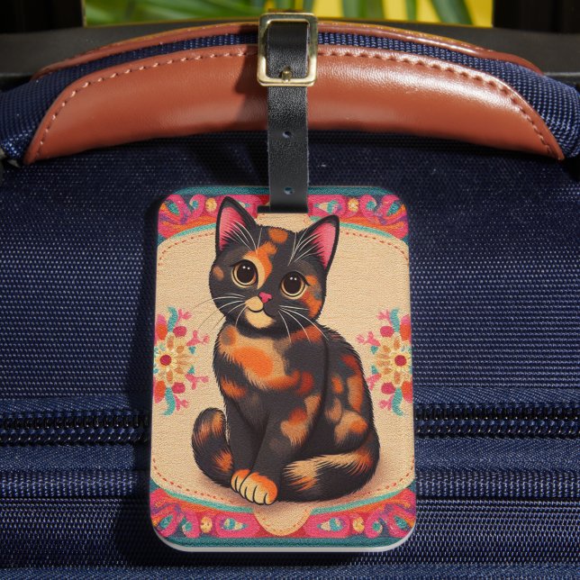 Charming Cute Tortoiseshell Cat Vibrant Gräns Bagagebricka (Framsida Insitu 2)