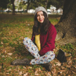 Charming Halloween Leggings<br><div class="desc">Få redo att lägga till ett sött och roligt streck till din Halloween-utrustning. Förvandla dina kläder med scokuscharm! Våra balkar har söta häxor,  svarta katter,  spöken,  pumpor och spindlar,  och lägger till spooky-virus till dina hallopolverk. Perfekt till alla som kärlek Halloween!</div>
