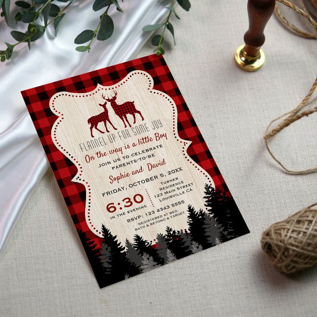 Charming Little Hunter Lumberjack Baby Shower Inbjudningar (lumberjack baby shower invite, little hunter baby shower invitation, red buffalo forest baby shower)