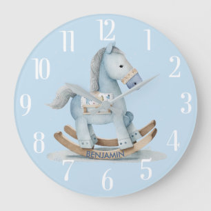 Charming Pojke Blue Rocking Horse Namn Stor Klocka