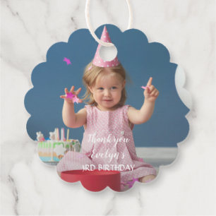 Charming Simple Girl Photo Birthday Tack Gåvor Etiketter