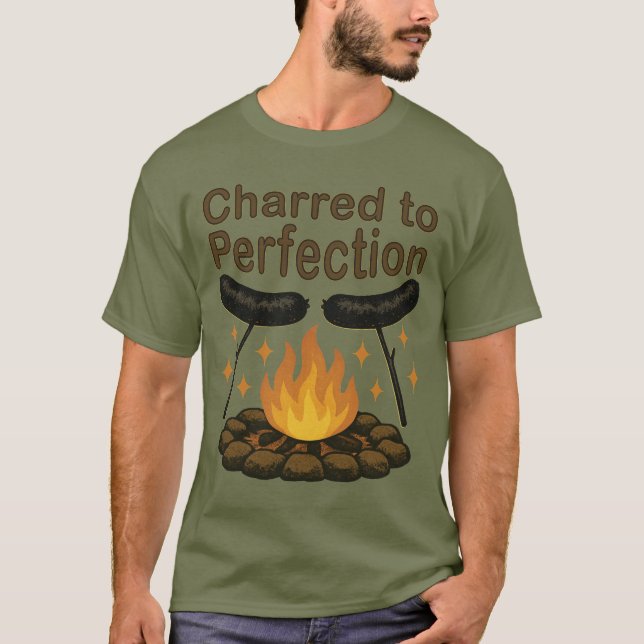 Charterad till Perfection Funny Campfire Hett Hund T Shirt (Framsida)