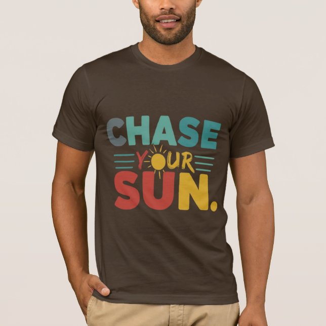 Chase Your Sol" Vibrant Rainbow T-Shirt (Framsida)