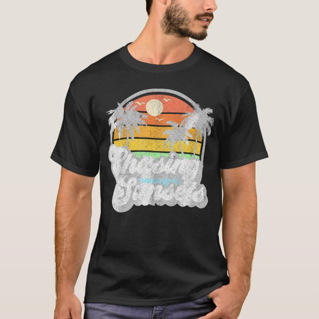 Chasing Sunset Beach Summer Sunset 70's T Shirt (Framsida)