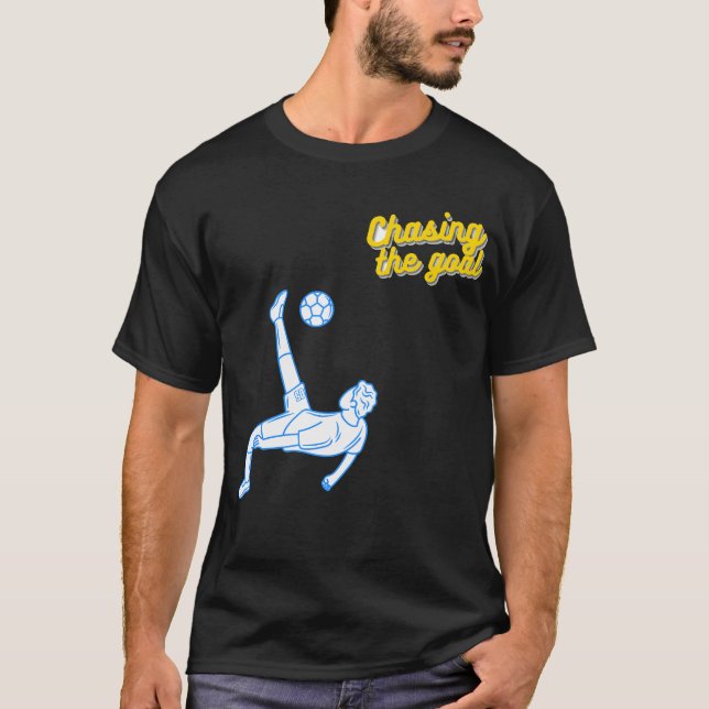 Chasing the Goal | Motivational Sports Design for  T Shirt (Framsida)