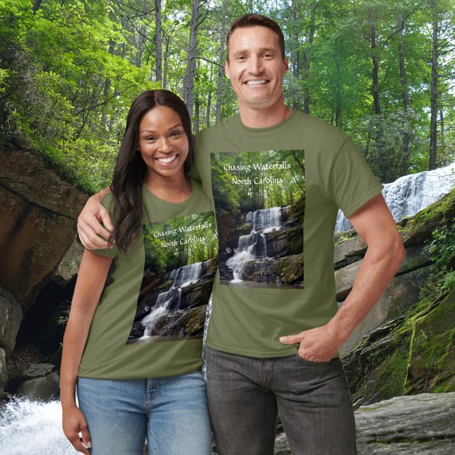 Chasing Waterfalls North Carolina Mountains T Shirt (Skapare uppladdad)