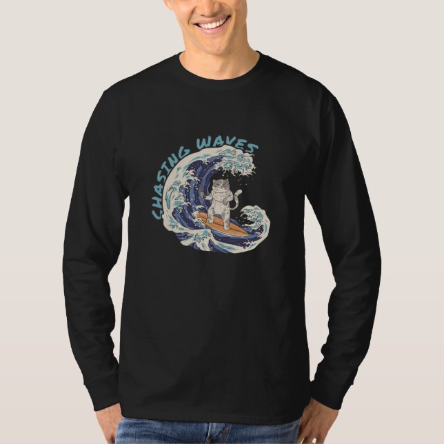 Chasing Waves Surfing Cat Cool Surfer Beach  1 T Shirt (Framsida)