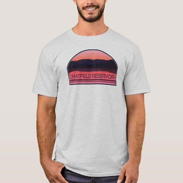 Chatfield Reservoir Colorado Red Sunrise T Shirt (Framsida)