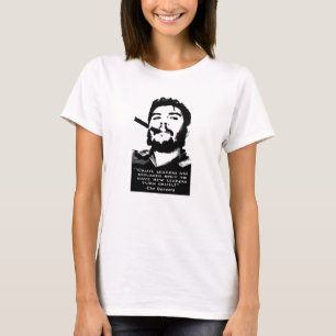 Che Guevara som röker en kubansk cigarr inget T-shirt