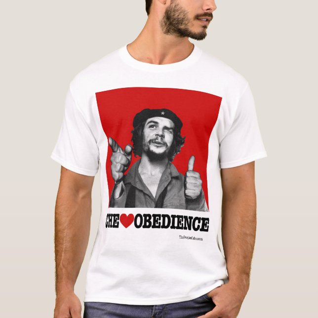 Che hjärtaObedience T-shirt (Framsida)