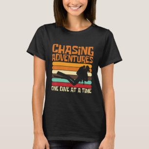 Checka en Äventyr-enhet åt gången på djupenheten T Shirt
