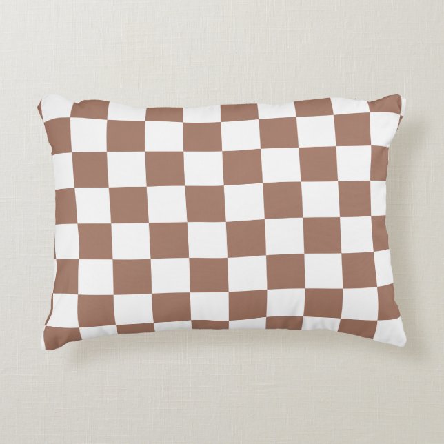 Checker-kvadrater, mocha brun vit geometrisk retro prydnadskudde (Framsidan)