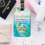 Checklista för rutt Tropical Destination Bagagebricka<br><div class="desc">Håll dig organiserad och resa i stil med den här checklistan för ruttläggning av kutym destination, perfekt för jet-sättare som åker till varma, soliga getaways! Den här bagagetaggen är en dubbla som är lätt att förpacka och som har en vibrerande tropisk polsida med handflatan träd, sol-solfångare och en chic solglasögon....</div>