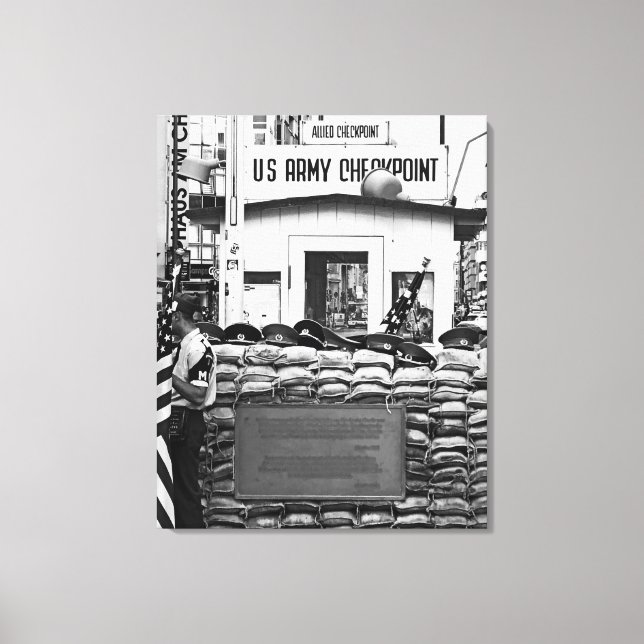 Checkpoint Charlie Berlin Canvastryck (Framsida)